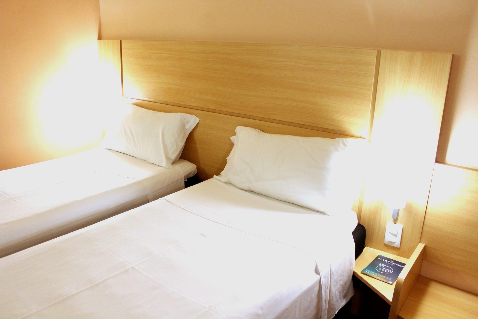 Ibis Rio Vermelho Hotel 3*