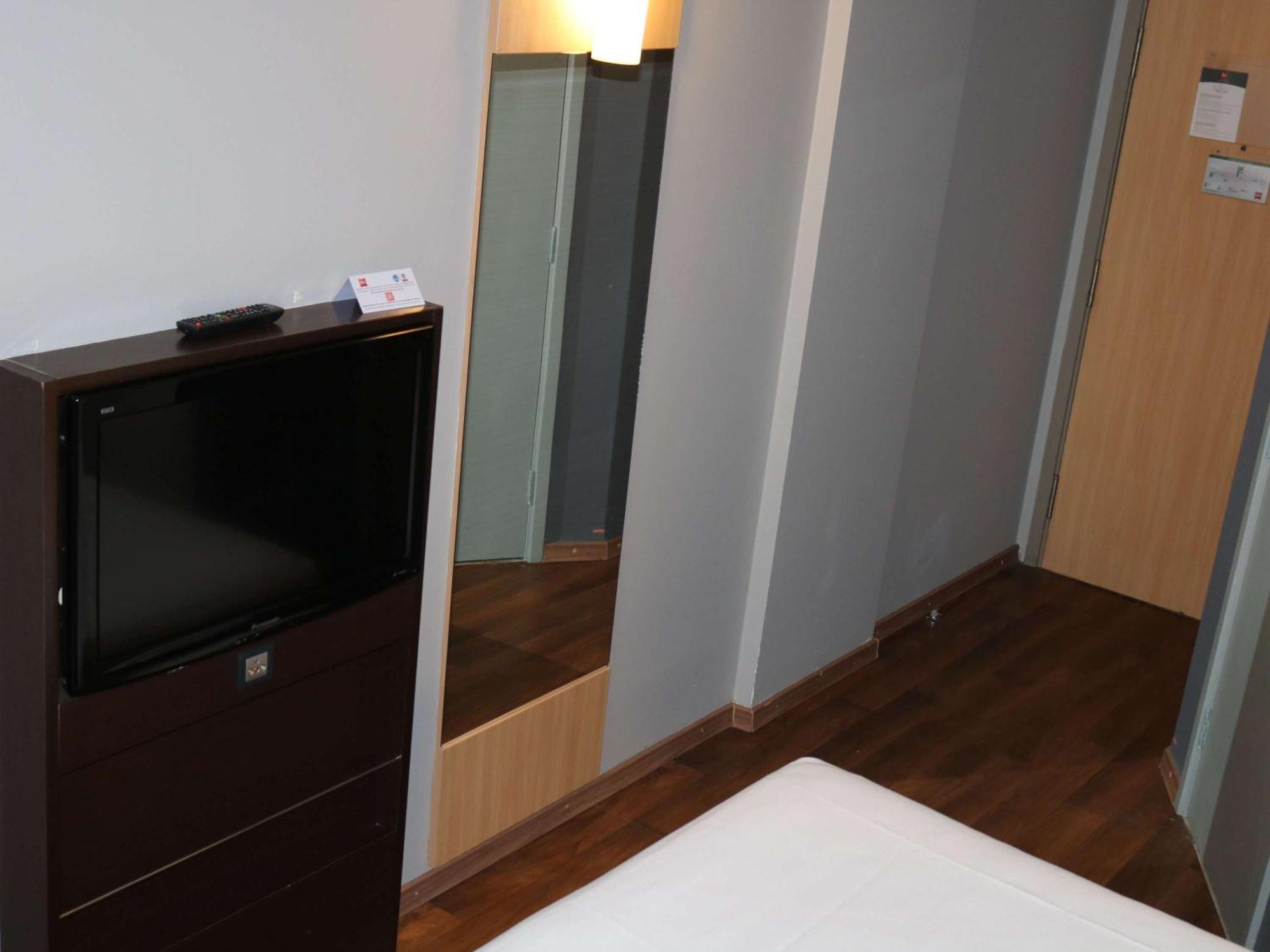 Hotel Ibis Rio Vermelho 3*